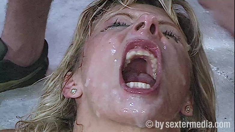 Sextermedia by Pete: Pluie de sperme pour une nympho blonde pisse
