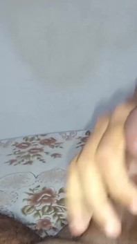 Pancutan mani terbaik - awek remaja lakukan yang terbaik