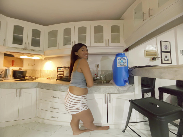 Sex Den Tales VR: When Housekeeping Duties Include Dick Sucking &amp; Riding