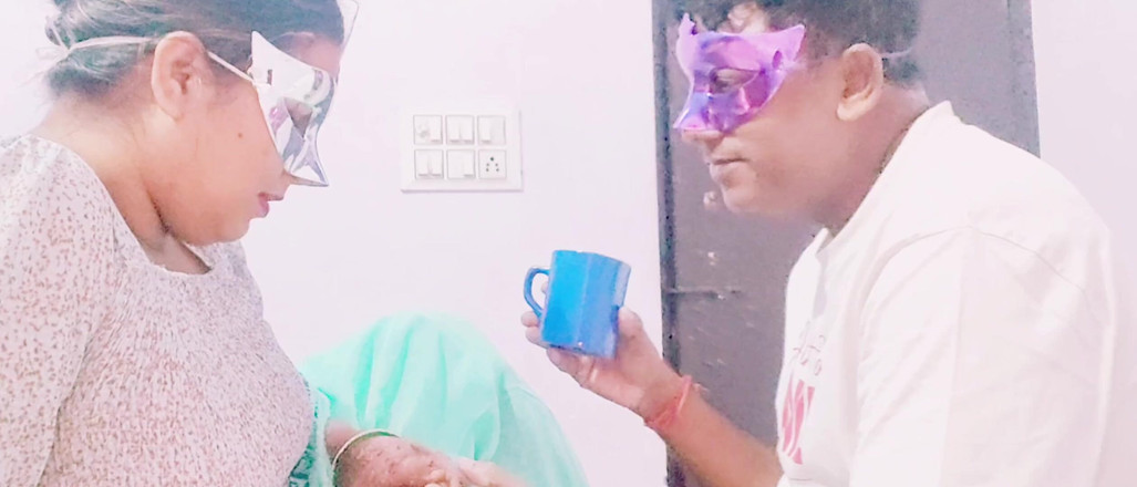 Xpriya sex: Bhabhi Priya seksi memberikan blowjob di Green Sari.
