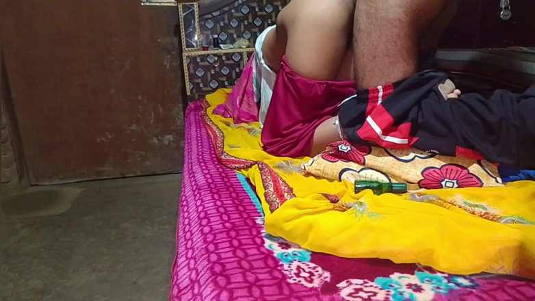 Priya_Sena_26: Bhabhi Ki Baid Par Thook Lagake Gaand Mari