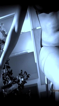 La Blonde Antinia Wild Se Fait Baiser À La Maison