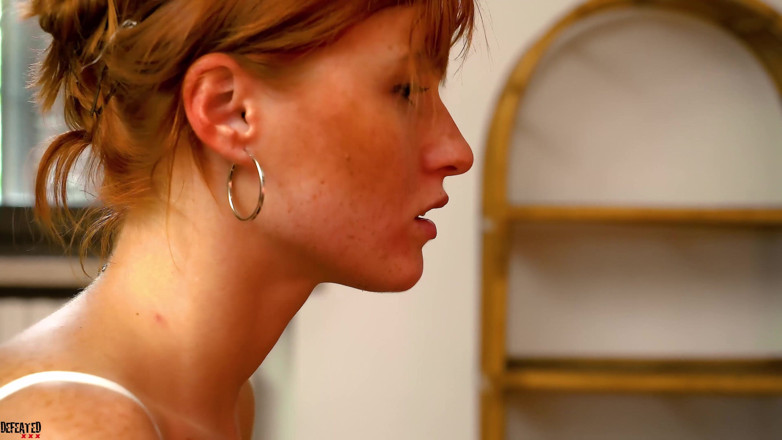 Foot Fetish Center: लाल बालों वाली पैर पूजा