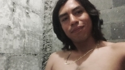 AlexAlejandro13: ก่อนไปทํางาน