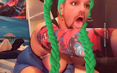 King Of Crossdress: Nová sexy s pouty, prsa a tělo
