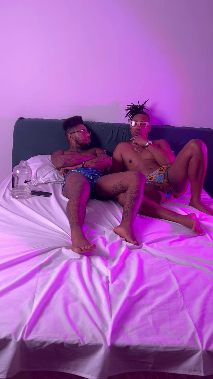 Maicon Vinicius: My Friend Finds Out I Have a Vagina and Fucks...