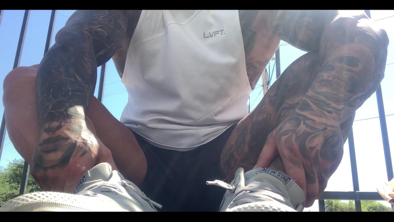 Jasons feet: Jag är utanför UPS