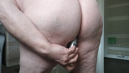 Karlchengeil: my open ass closeup