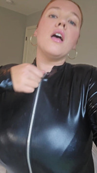 Zipper up or Down?