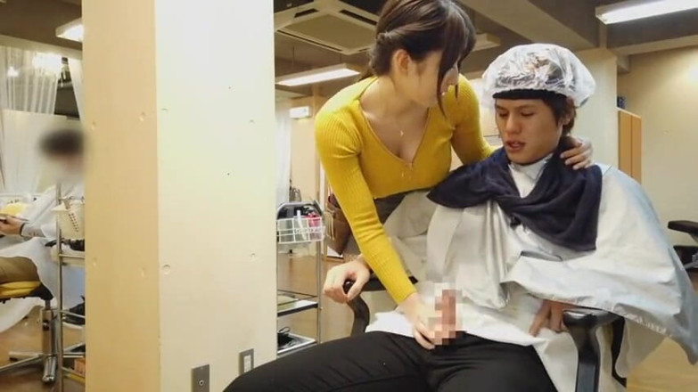 CherryBONBON: Ese salón donde nuestros ojos se encuentran un poco demasiado...