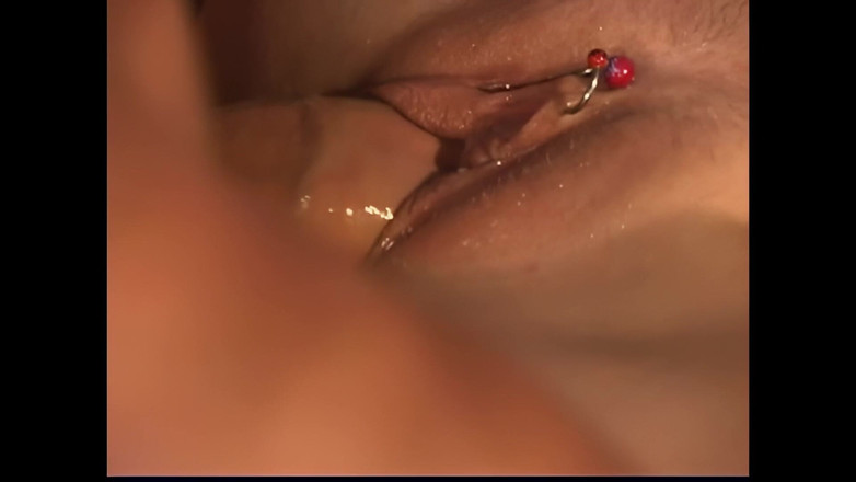 RATATATA!: Obrovský dospělý penis pro mokrou malou kundičku Jordana Stylese