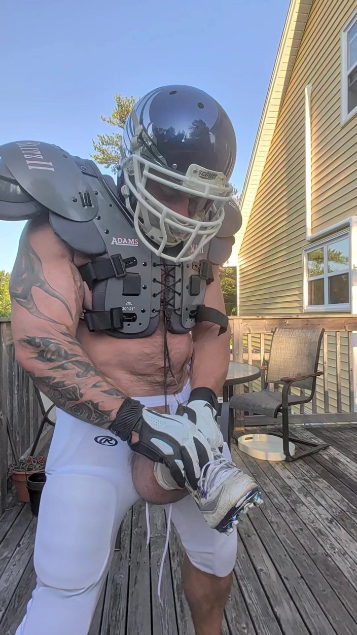 Bruiser Bearwood: Football Gear, Socks, Cleats