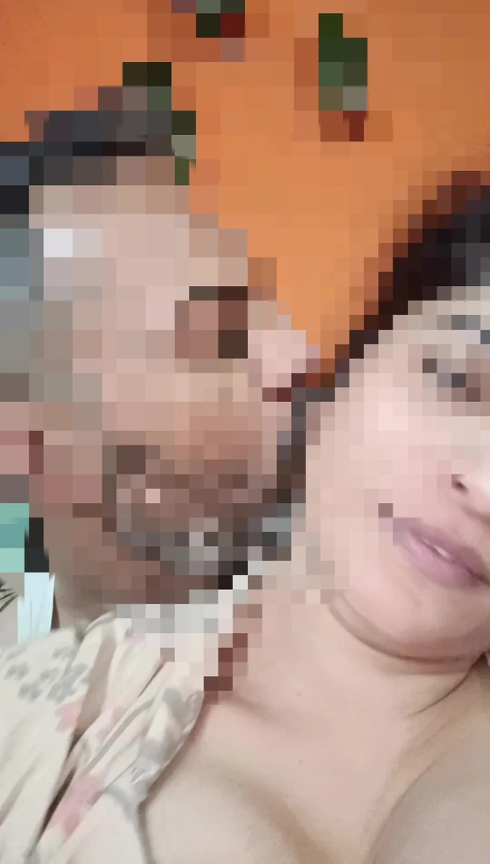 Anu: 여러 번 사정하는 발정난 인도 여친