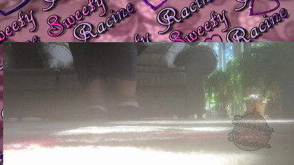 Sweety Racine: Obří SSBBW chodidla chodí