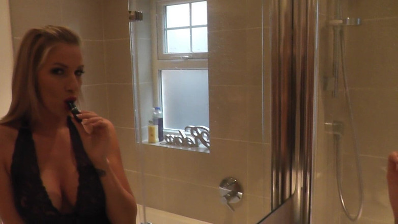 DanielleMaye: Lipstick Lover