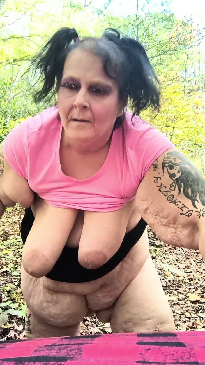 HerculesnVENUS: To ti nedrží bradavky, když stříkáš?