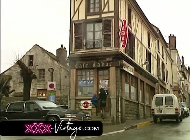 XXX-Vintage: Rychlovka v autě