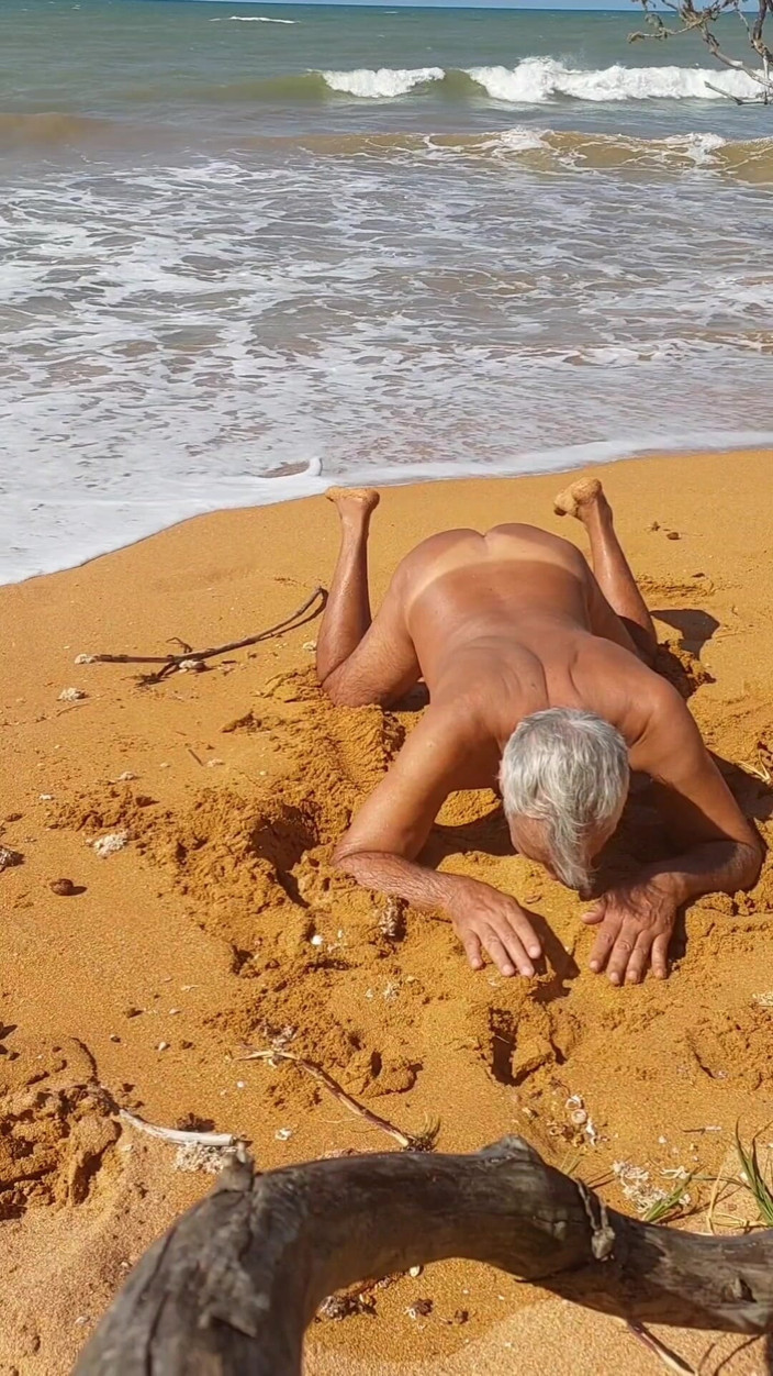 Ladysilvas: Ladysilva pantat panas saya disamak di pantai