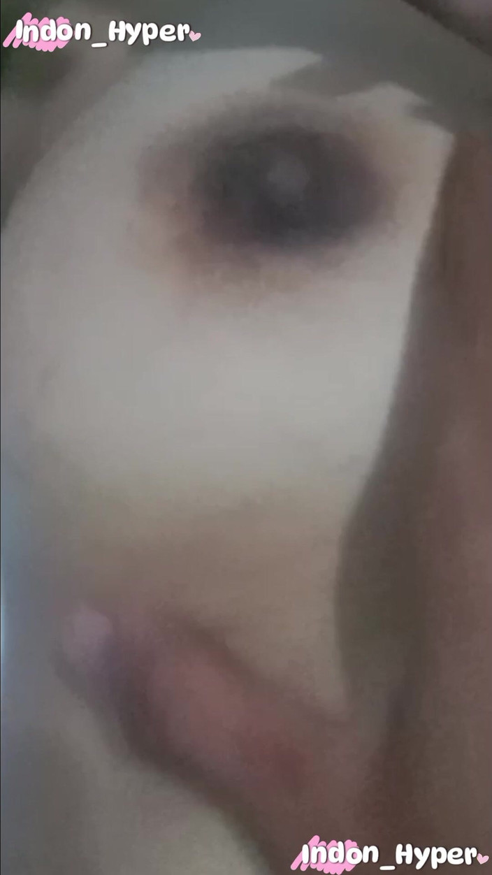 Imanuel: Ahhh pepek isteri saya yang lazat dan fetish lembutnya fetish...