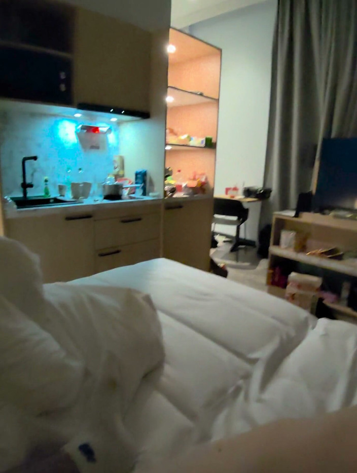 TinyEmmaDE: POV Teen Tinyemmade in a Hotel Room, Pussy Licked and...