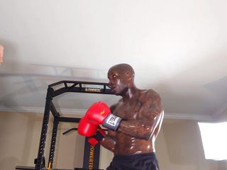 Hallelujah Johnson: Entraînement de boxe, entraînement saq est une méthode utile et...