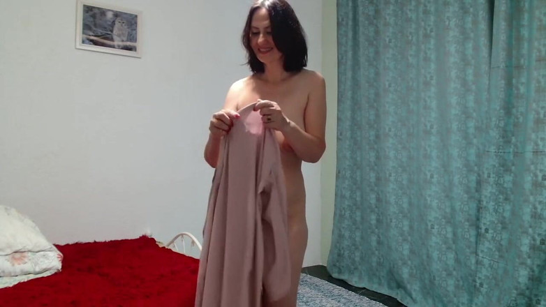 ANGELA_LADY: 熟女は踊り、そのようなダンスからあなたのペニスは12歳を見て精子で爆発します