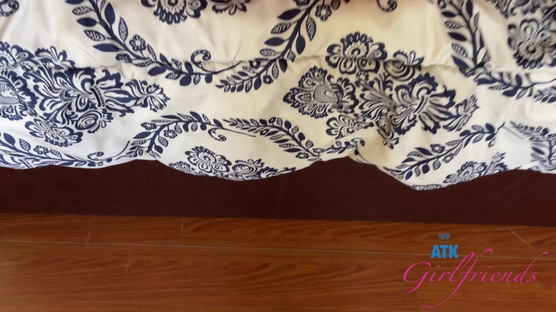 ATK Girlfriends: Virtuelles Date