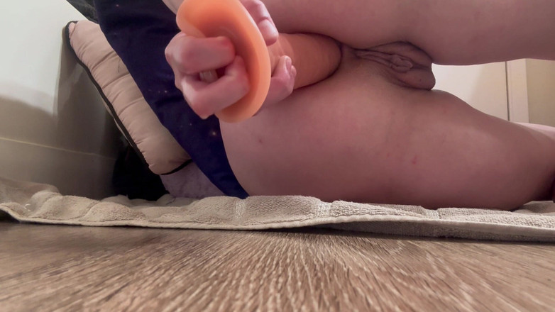 Artemisia Love: Italienische MILf artemisia love solo-anal-masturbations-dehnungssitzung mit dildo