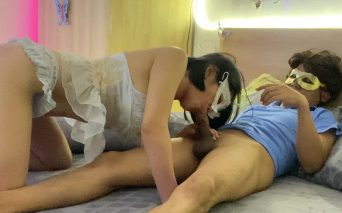 MiuBabee: Cap doi thanh nien tre chau si cewek dang huong...