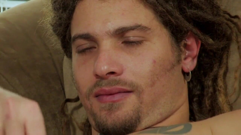 Gay 4 Pleasure: Gay boy working his head
