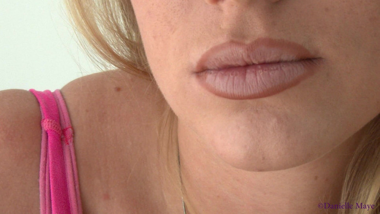 Danielle Maye: Lip Liner POV
