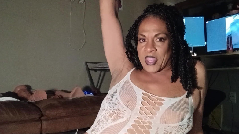 KNKY Bee: Додатковий неохайний глибокий заглот