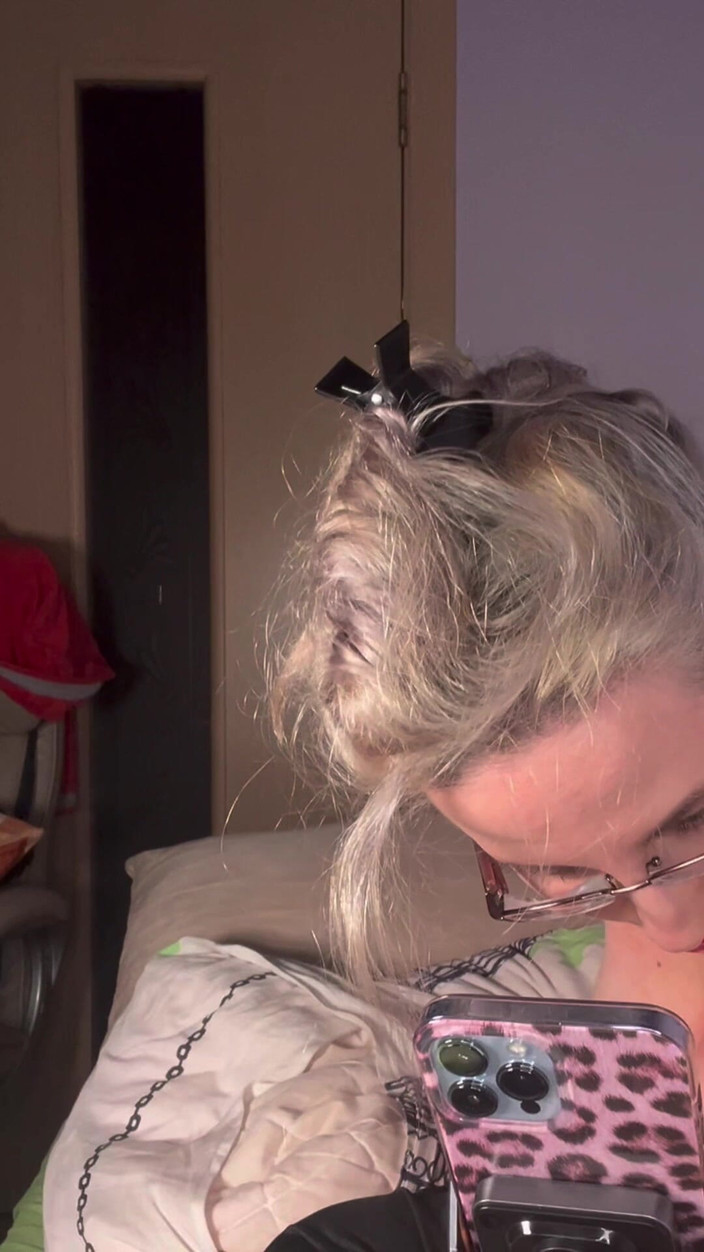 FinDom Goaldigger: Perfektní zadek pro uctívání