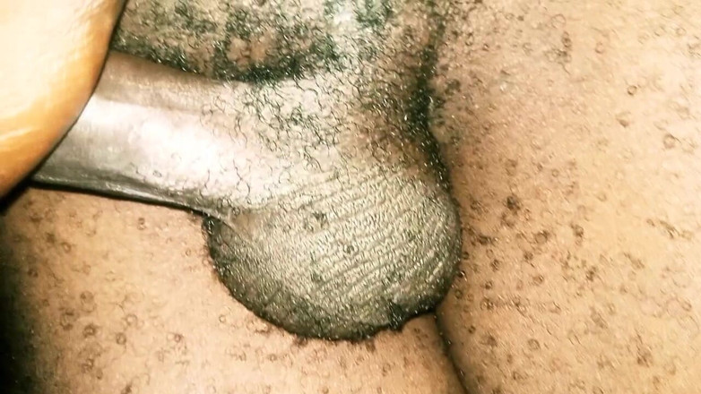 Judith xxx: Masturbándose 30