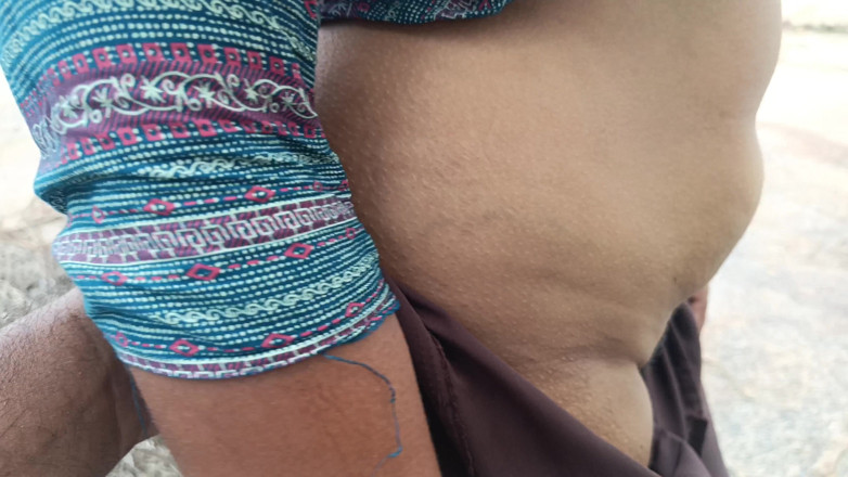 Magilmathi: Swipe Pussy White Cream