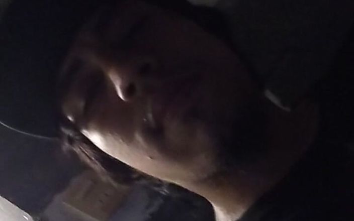 AlexAlejandro13: 이 대물 자지를 보고 싶어하는 엄마들