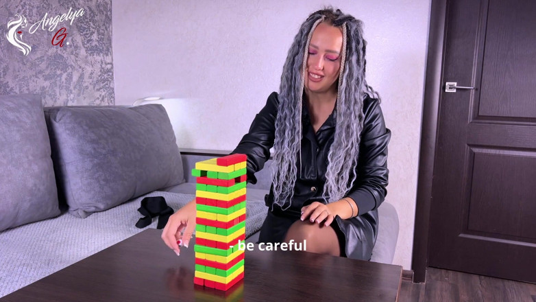 AnGelya G: Ich habe absichtlich an ihn verloren, damit er mich ficken...