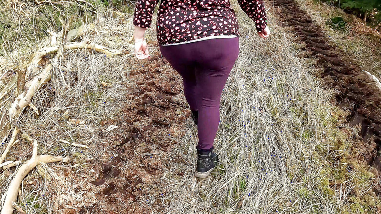 Bouncy Tits Action: Go Over Ther I Will Slap Your Tits Red