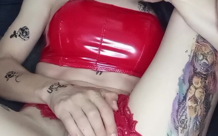 Penelopene27: Crossdresser
