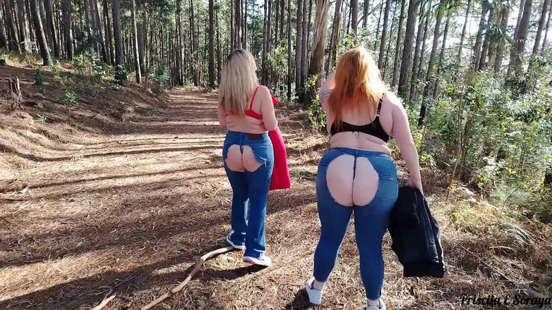 Priscila: Mẹ kế và chị kế của tôi mời tôi đi trên...