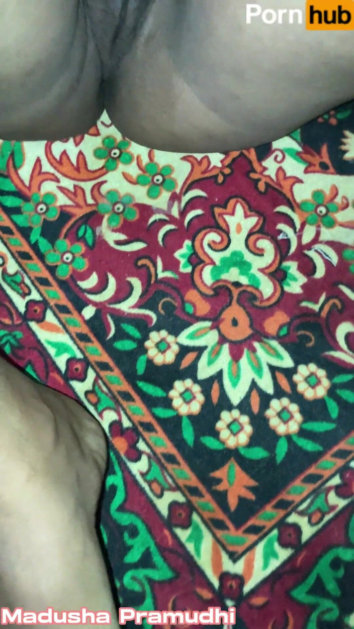 Tiyana: Оргазм гарячої дружини наповнив кремпаєм всю пизду і жорстко відтрахав