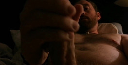 Dirty Talking Guy: Bolí k výstřiku