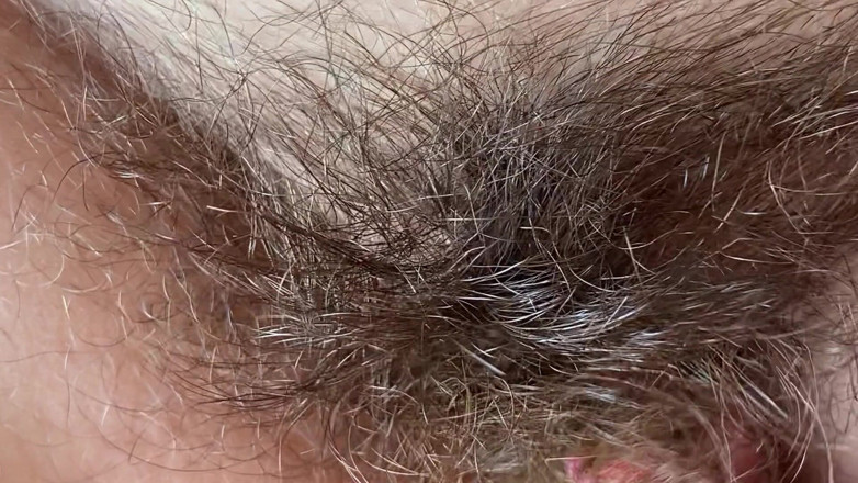 Cuteblonde666: Hairy bush fetish video closeup