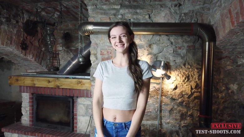 Test-Shoots: Rebeka Ruby desnuda en casting en entrevista exclusiva