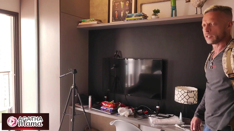 Agatha Mama: 在库哈多的阿加莎妈妈被踢出房子，去她继嫂的房子