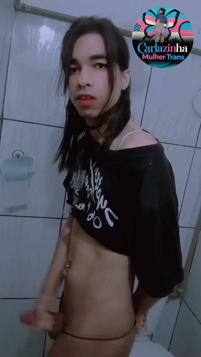 Srta. Carla: Dia Carla Shemale Wanita Pelacur Dalam Seluar Pendek Dan Seluar...