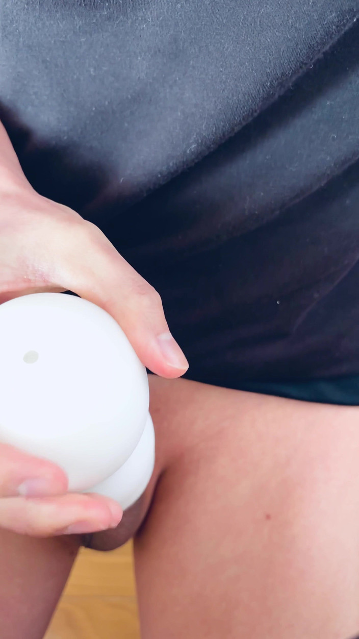 hueikun: Chlapec s velkou předkožkou masturbuje pomocí masturbace s kondomem a...