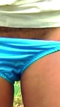 BBC Język rozciąga blond cipkę Szeroko w Dzikim Lesie Lickfest