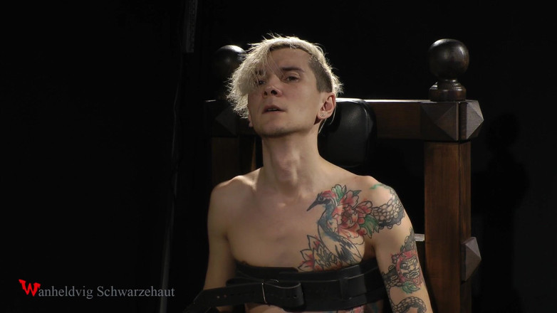 Wanheldvig: Nicky bradavky lechtá na trůn