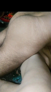 Jiran Kelly panas berkongkek